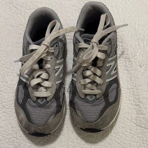 Little Kids New Balance Kids Gray and Silver Sneakers Size 12
